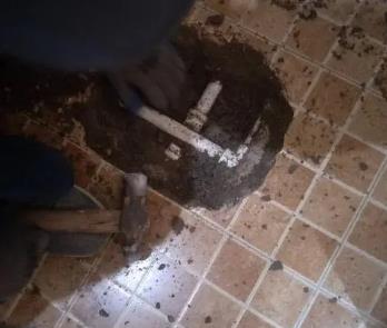 策勒卫生间漏水维修公司为您分享下卫生间渗水如何处理及注意事项